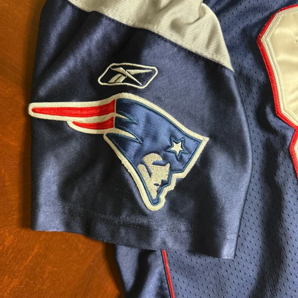 New England Patriots #81 Reebok NFL Equipment Authentic Jersey Sz‎ 52 read